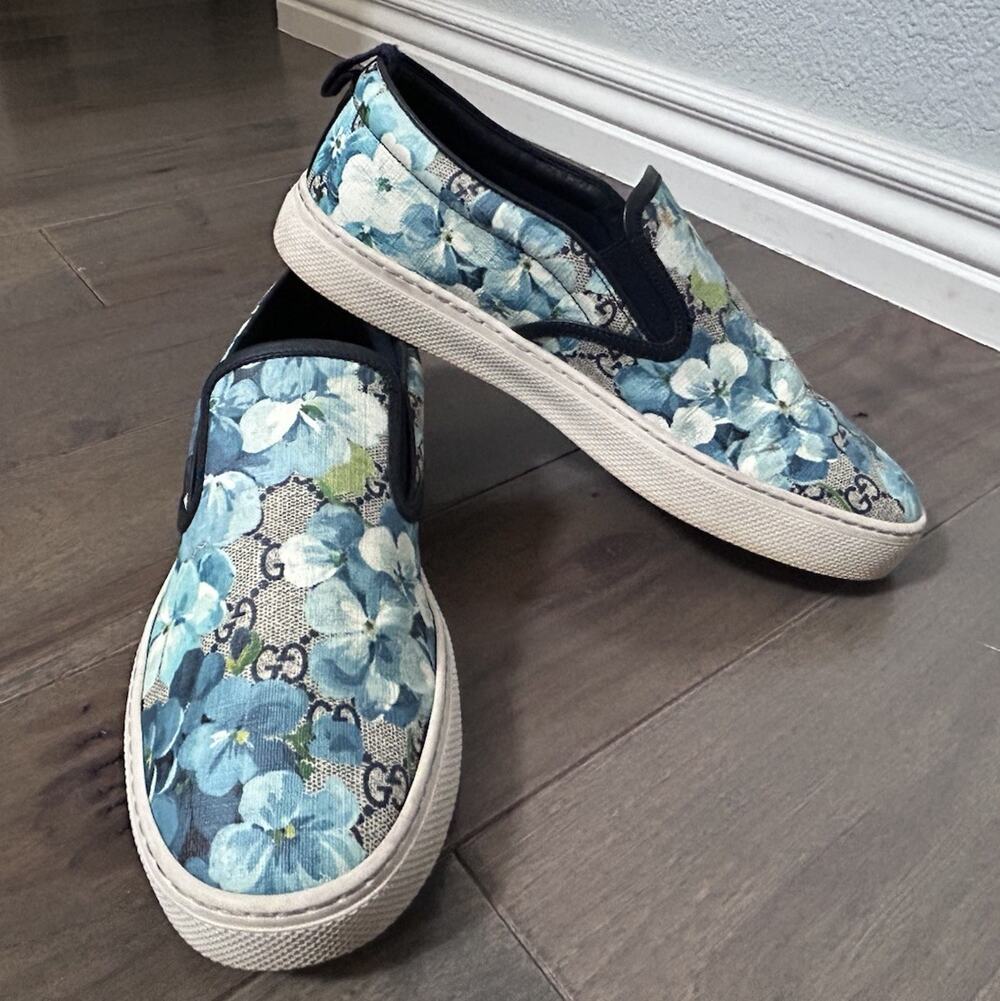 AUTHENTIC GUCCI GG SUPREME CANVAS "BLUE BLOOMS" SLIP-ON SNEAKERS GG SZ 7 546152